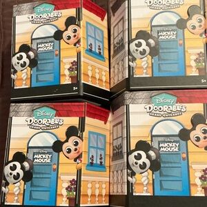 Lot of 4  Doorables Grand Entrance Mickey Mouse Playhouse Set
